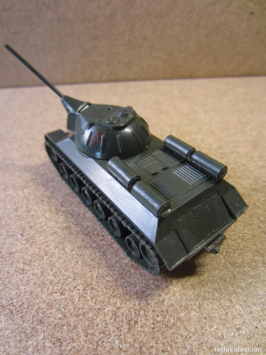 Modelos a escala: Tanque Stalin (EKO Made in Spain) - Foto 4