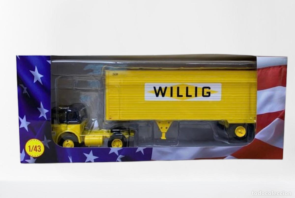 Modelli in scala: Cami&oacute;n cl&aacute;sico americano Ford Serie C con semirremolque Willig, a&ntilde;o 1984 (Escala 1:43) Nuevo