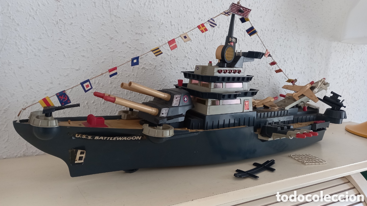 Modelos a escala: Antiguo portaaviones US Battlewagon B400. A&ntilde;os 1960s. 85 ctms