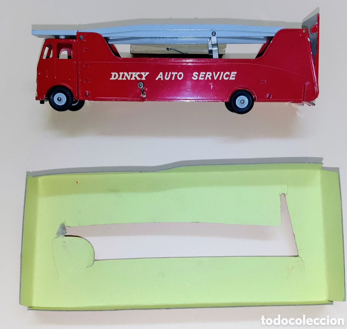 Modelos a escala: Juguetes Dinky en perfecto estado