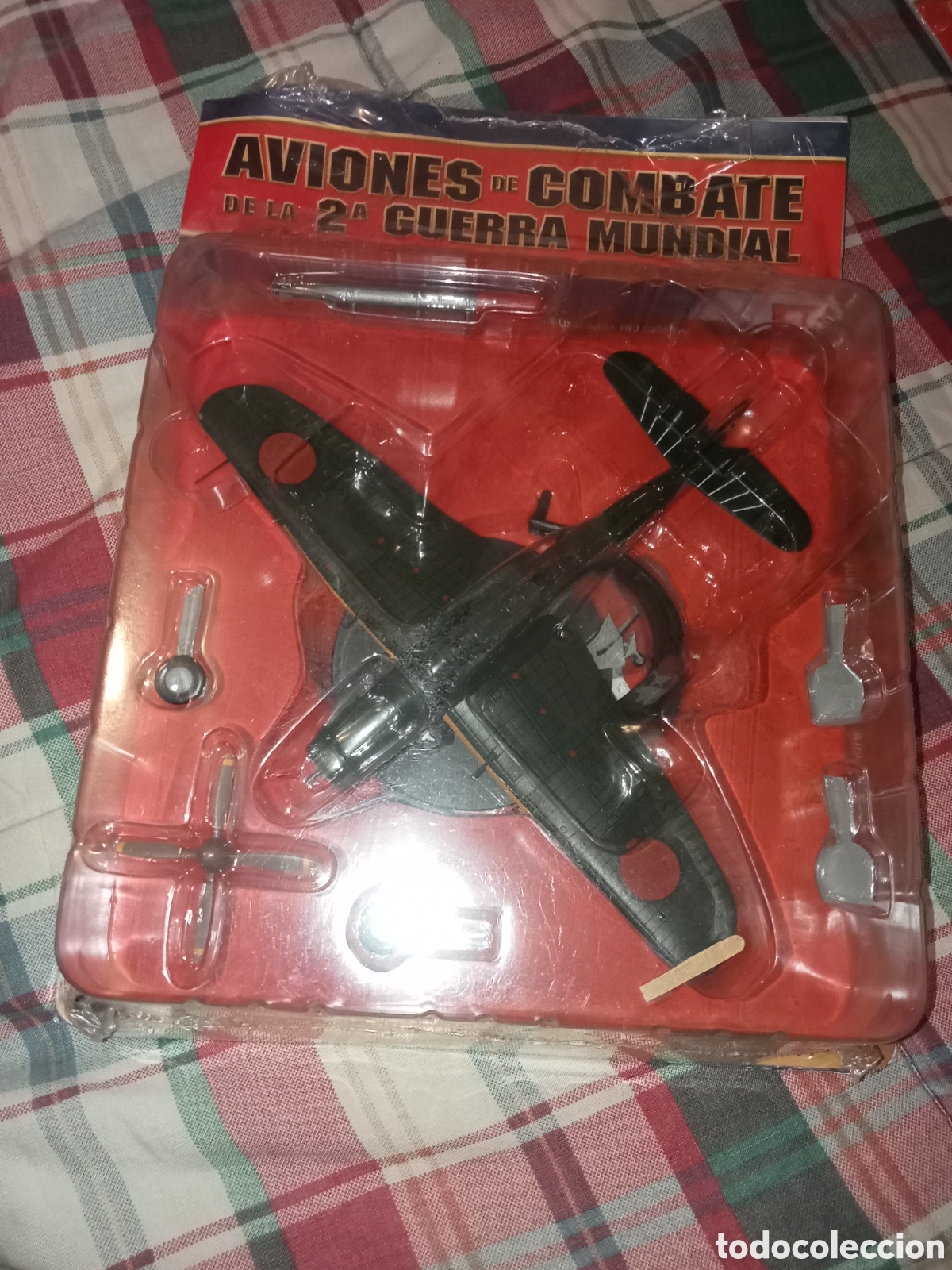 Modelos a escala: Av&iacute;on de combate AICHI B7A2 RIUSEKAI EN CAJA Y CON FASC&Iacute;CULO