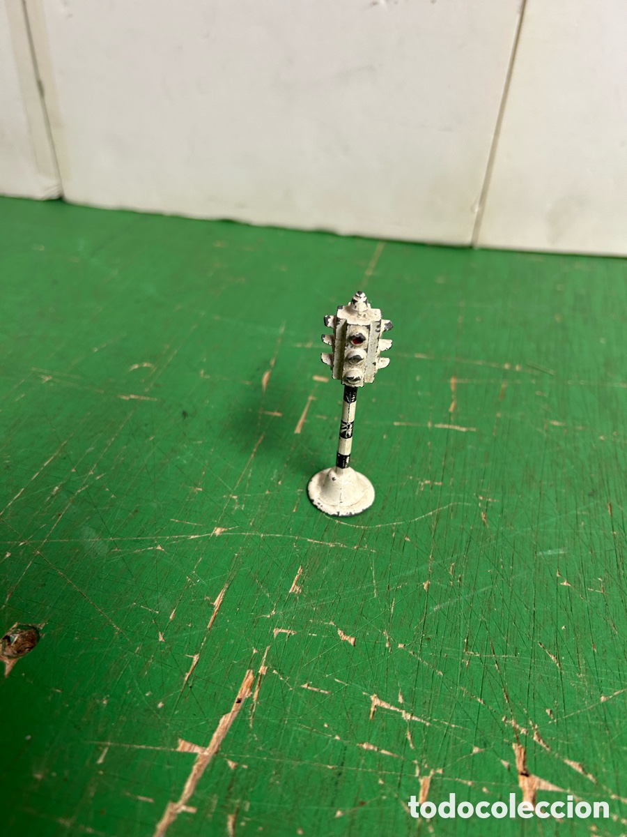 Modelos em escala: SEMAFORO METAL DINKY TOUS A&Ntilde;OS 60 VINTAGE