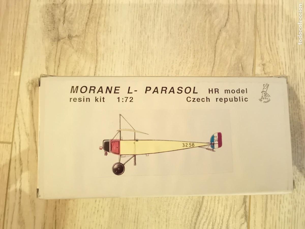 Modelli in scala: HR MODEL MORANE L- PARASOL 1:72