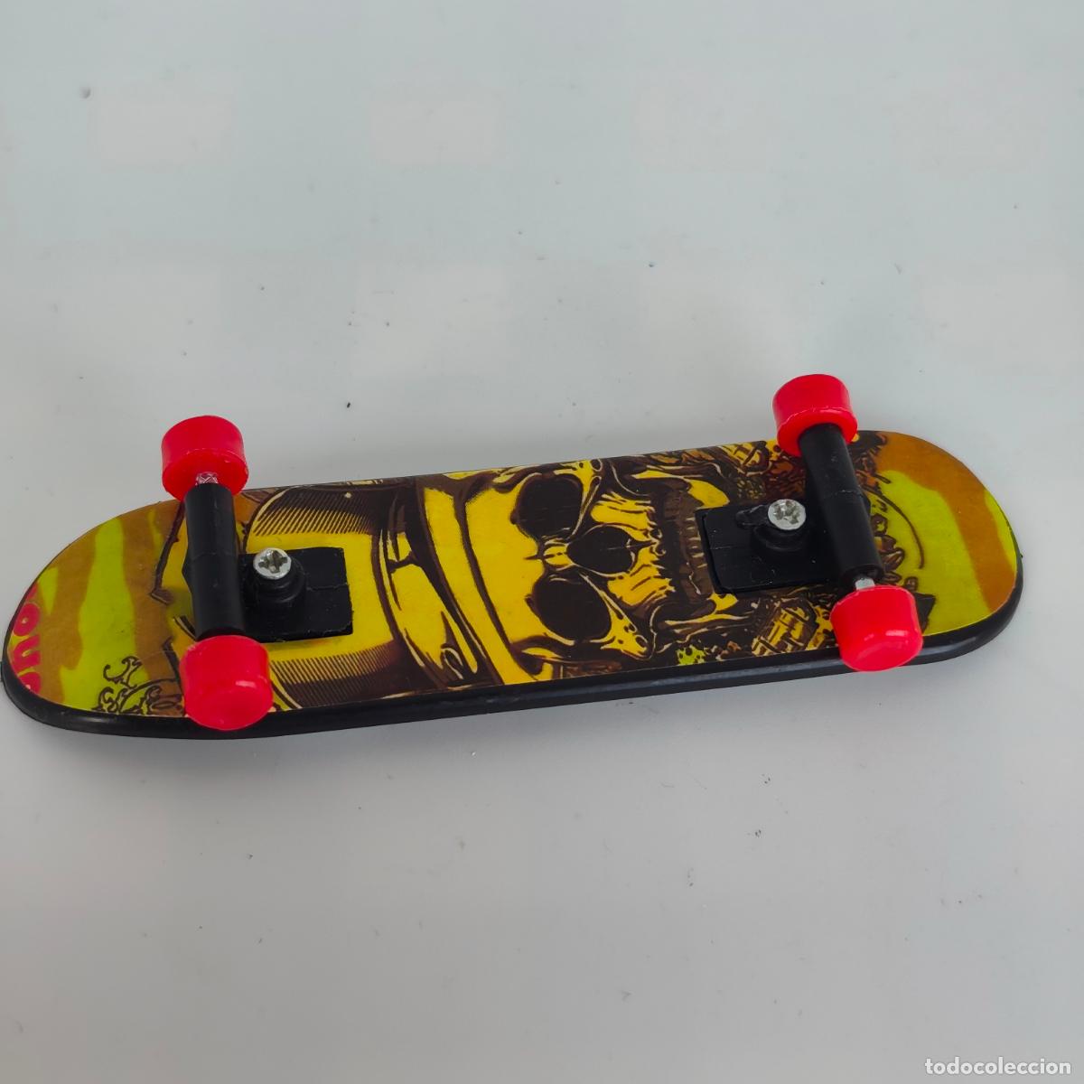 Modelos em escala: Skateboard Skate calavera Finger Board