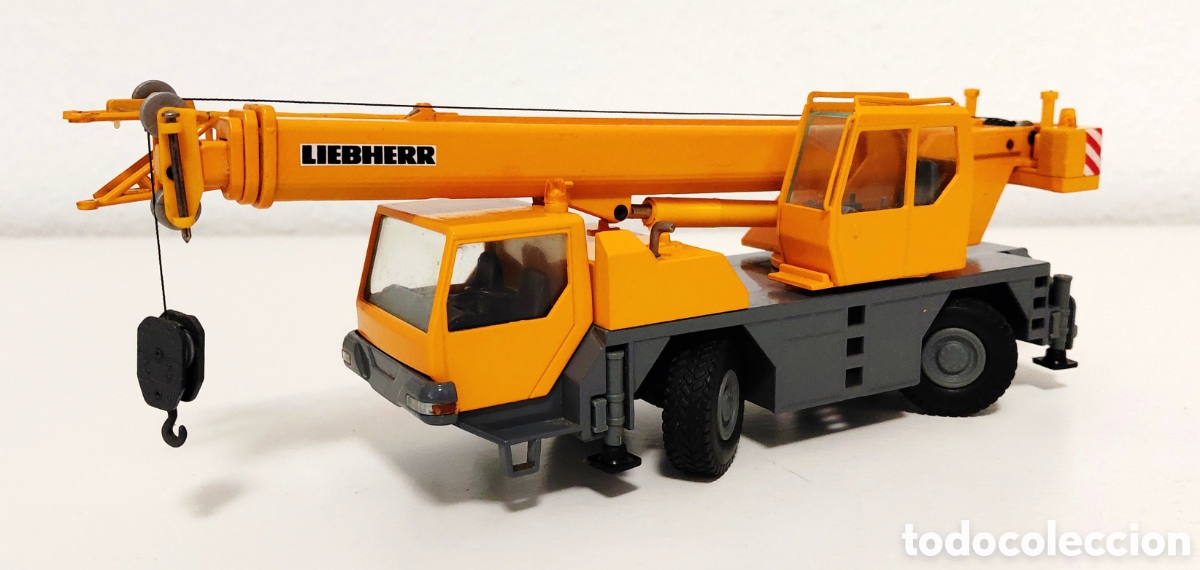 Modelos a escala: Conrad Ref:2088 : Grua Autopropulsada Liebherr LTM 1032/2