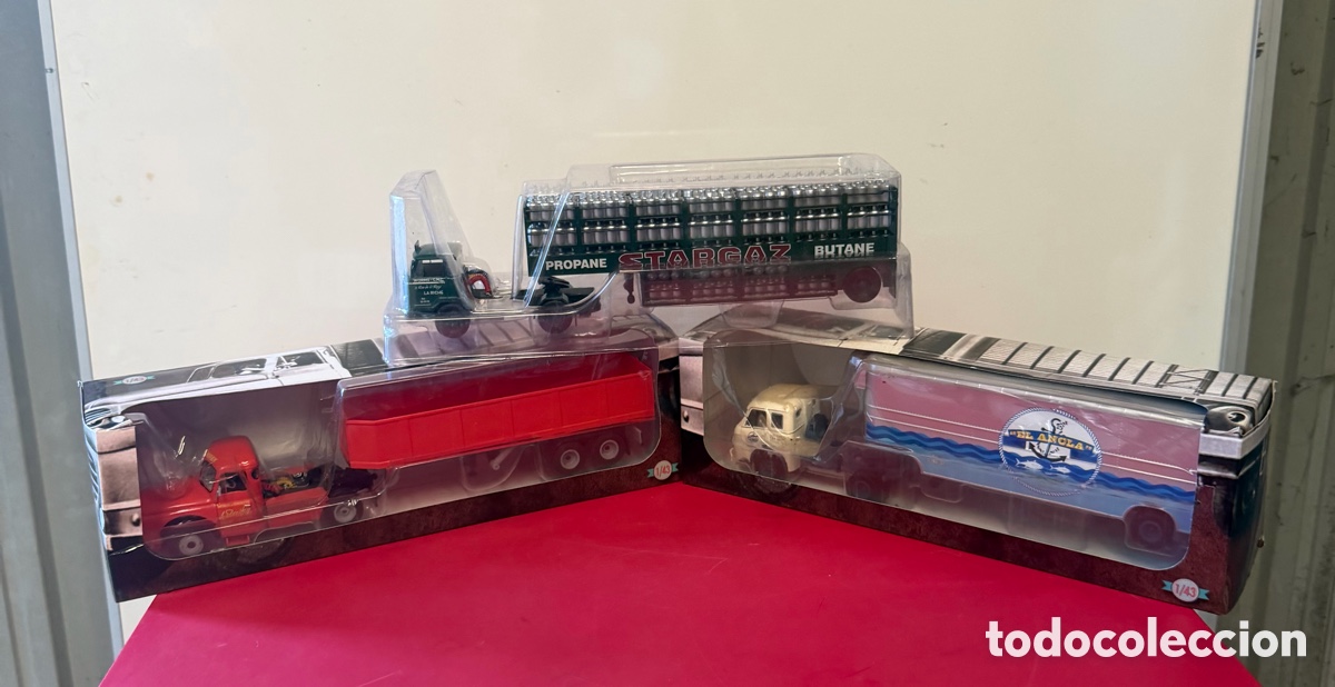 Modelos a escala: Lote 3 camiones cl&aacute;sicos 1:43 en caja