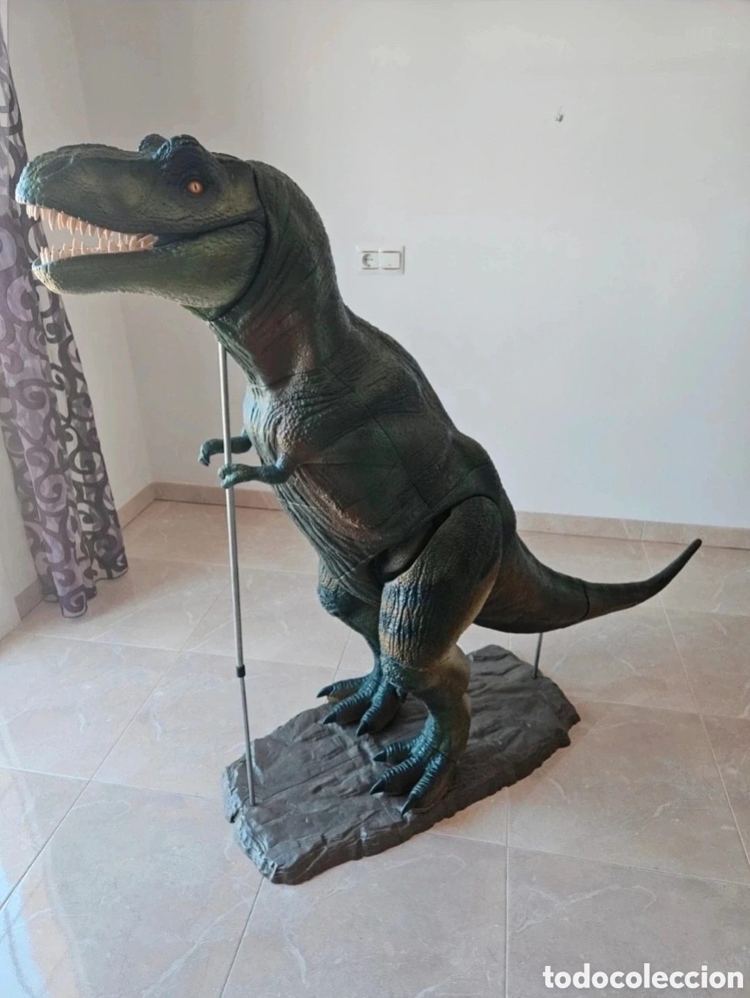 Modelos a escala: Estatua T-Rex RBA. Hueso y piel