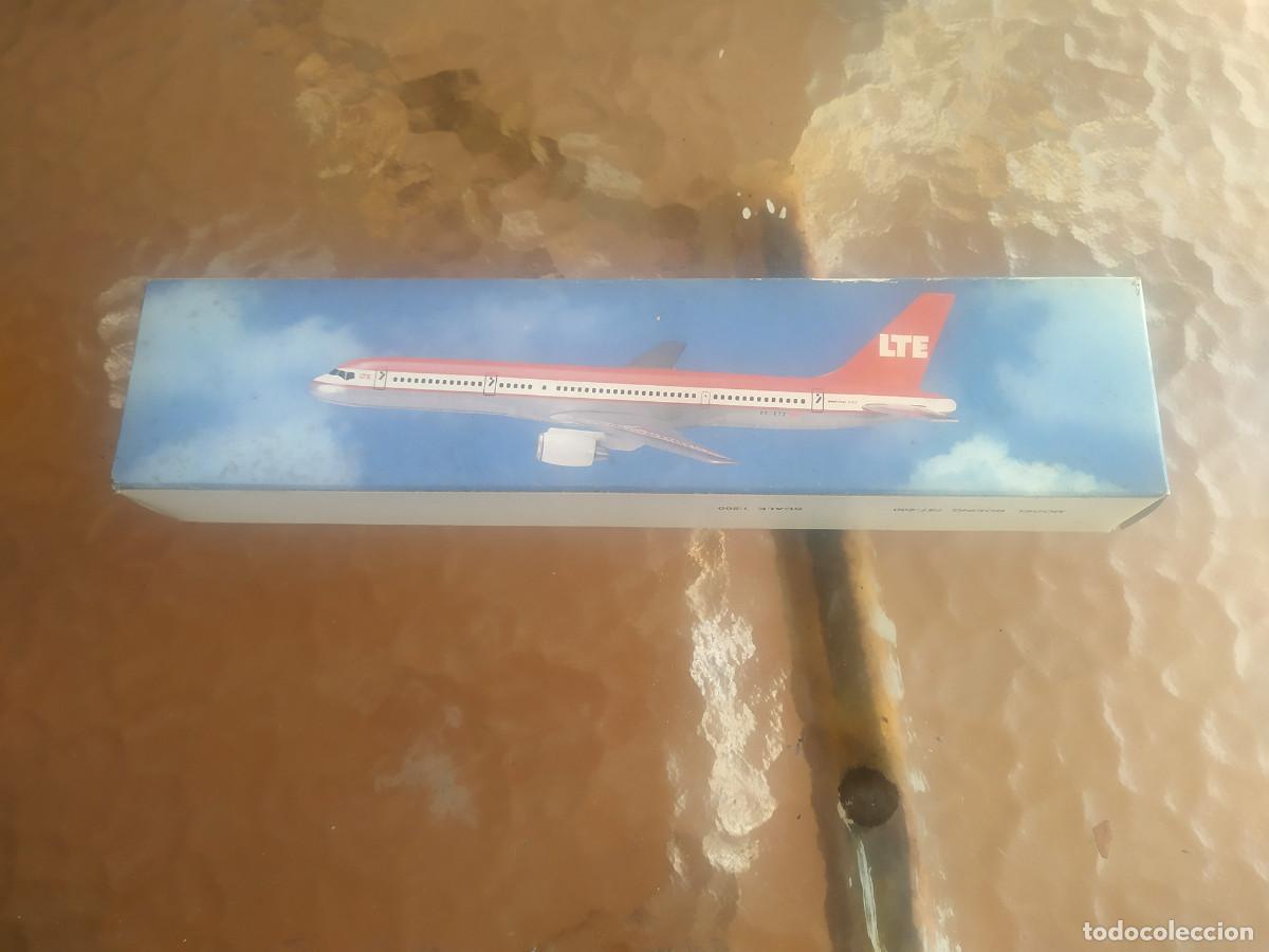 Modelos a escala: Maqueta Boeing 757 LTE a&ntilde;os 90
