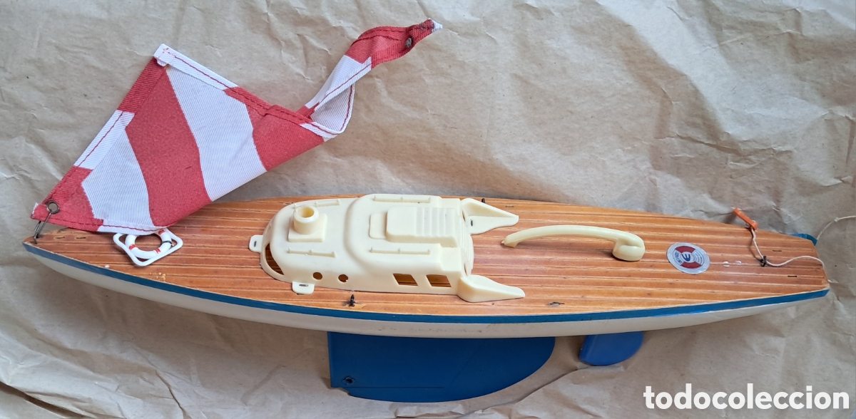 Ma&szlig;stabsgetreue Modelle: Balandro, velero navegable, barco a&ntilde;os 80. Giner Yacat