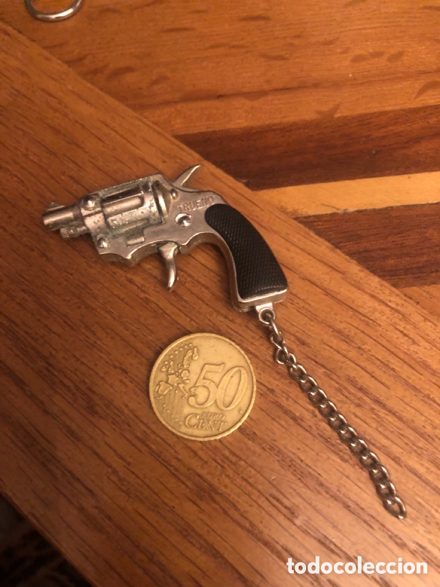 Modelos em escala: PEQUE&Ntilde;A PISTOLA LLAVERO DE FULMINANTES. TRUENO. MADE IN SPAIN. REDONDO.