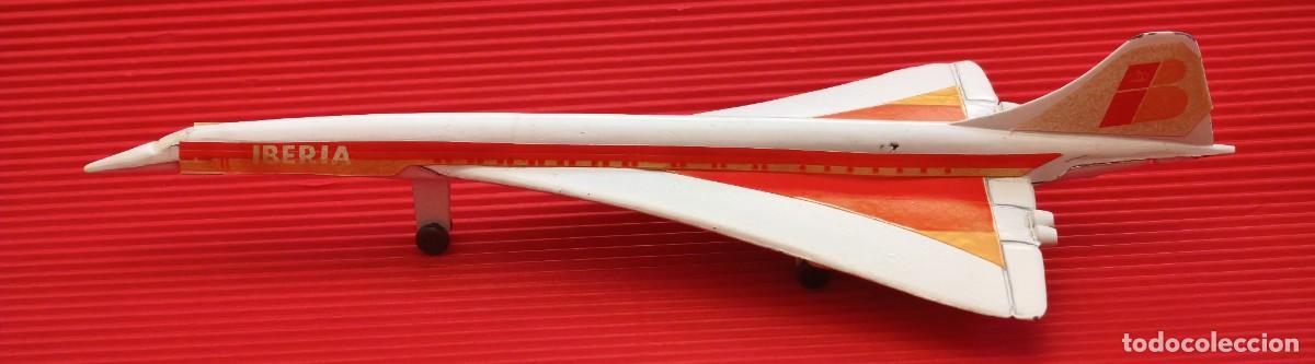 Modelos a escala: Avi&oacute;n Concorde. Compa&ntilde;&iacute;a A&eacute;rea Iberia.