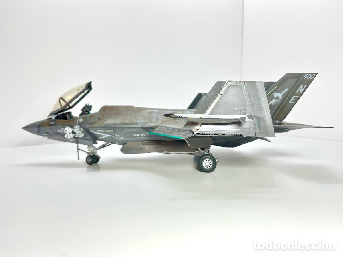 Mod&egrave;les r&eacute;duits: F-35C 1/48 Tamiya VFA-147