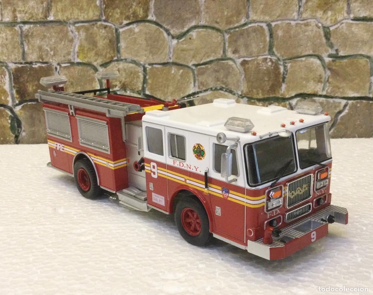 Modelos a escala: Cami&oacute;n bomberos Americano FDNY. E:1/43
