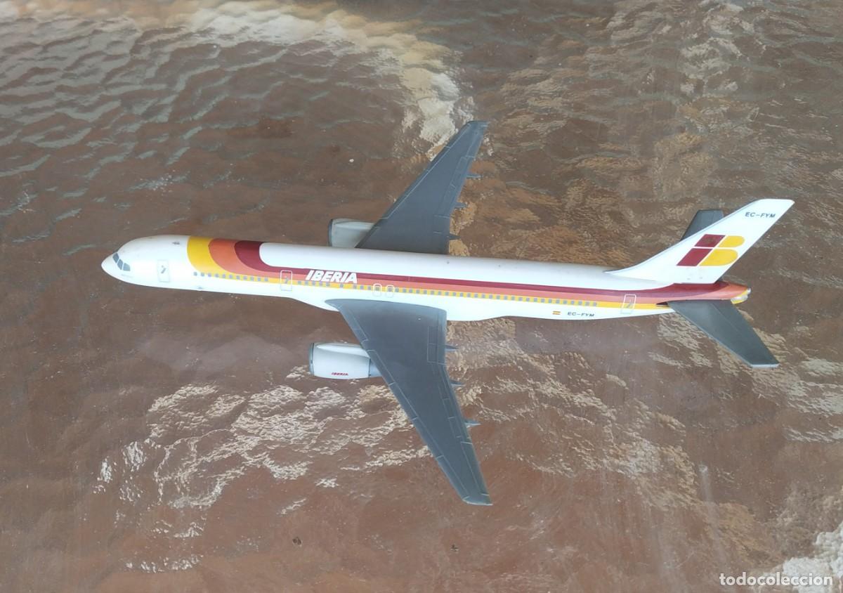 Modelos a escala: Maqueta iberia B.757 escala 1:200