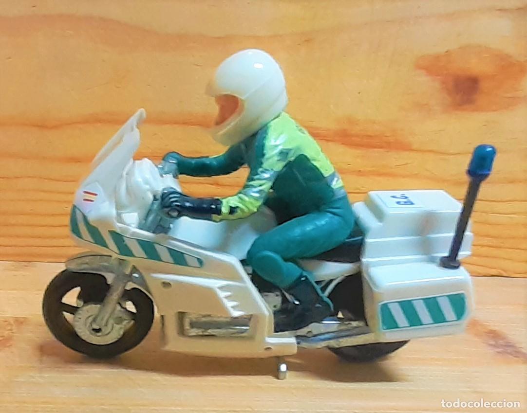 Modelos a escala: FIGURA MOTO GUARDIA CIVIL TRAFICO