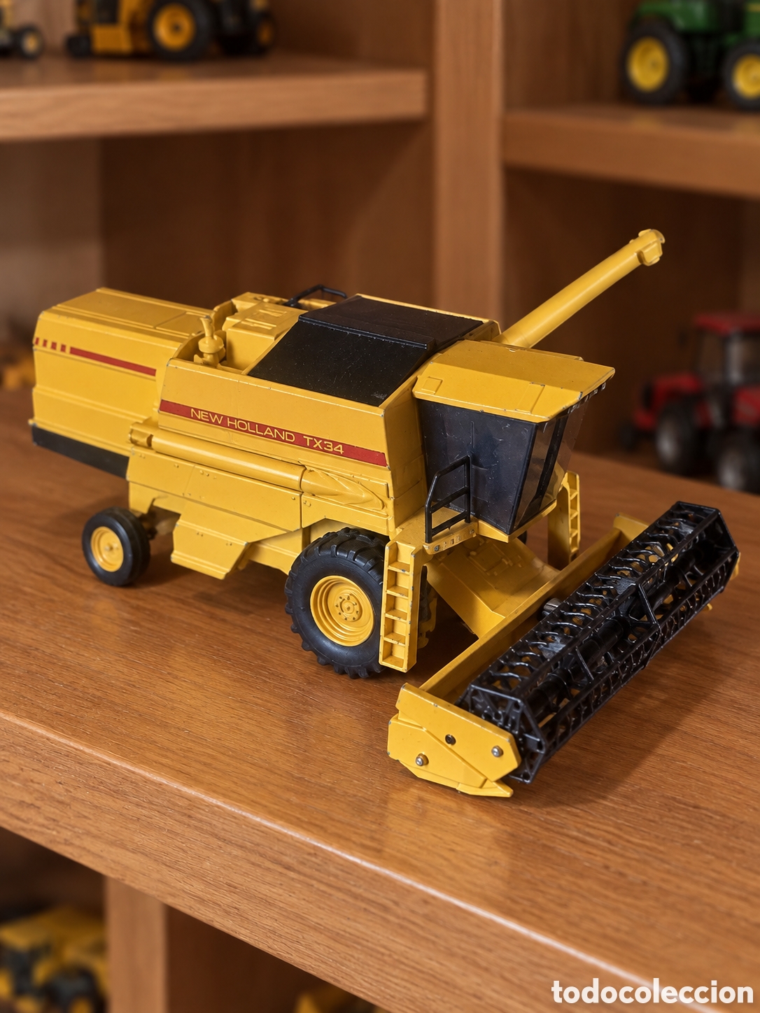 Modelos a escala: Cosechadora New Holland 1:43 JOAL