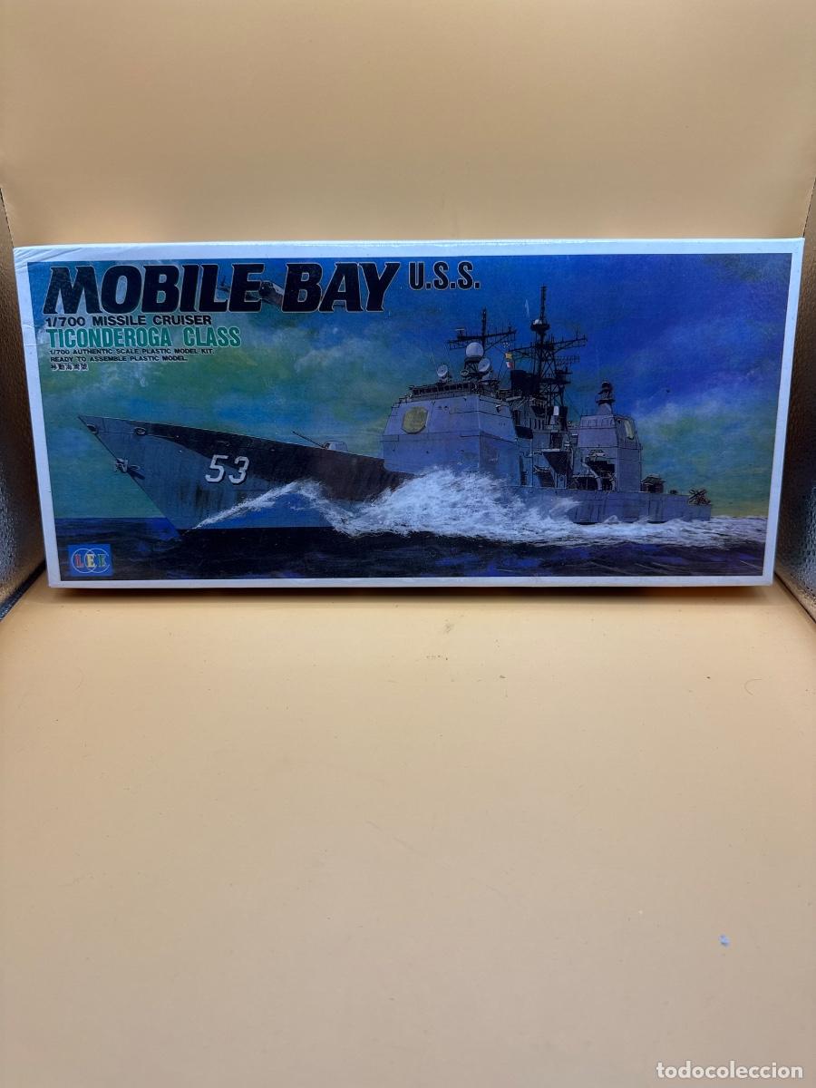Mod&egrave;les r&eacute;duits: LEE USS MOBILE BAY CG-53 &ndash; CRUCERO LANZAMISILES USA CLASE TICONDEROGA &ndash; MAQUETA BARCO MILITAR 1:700