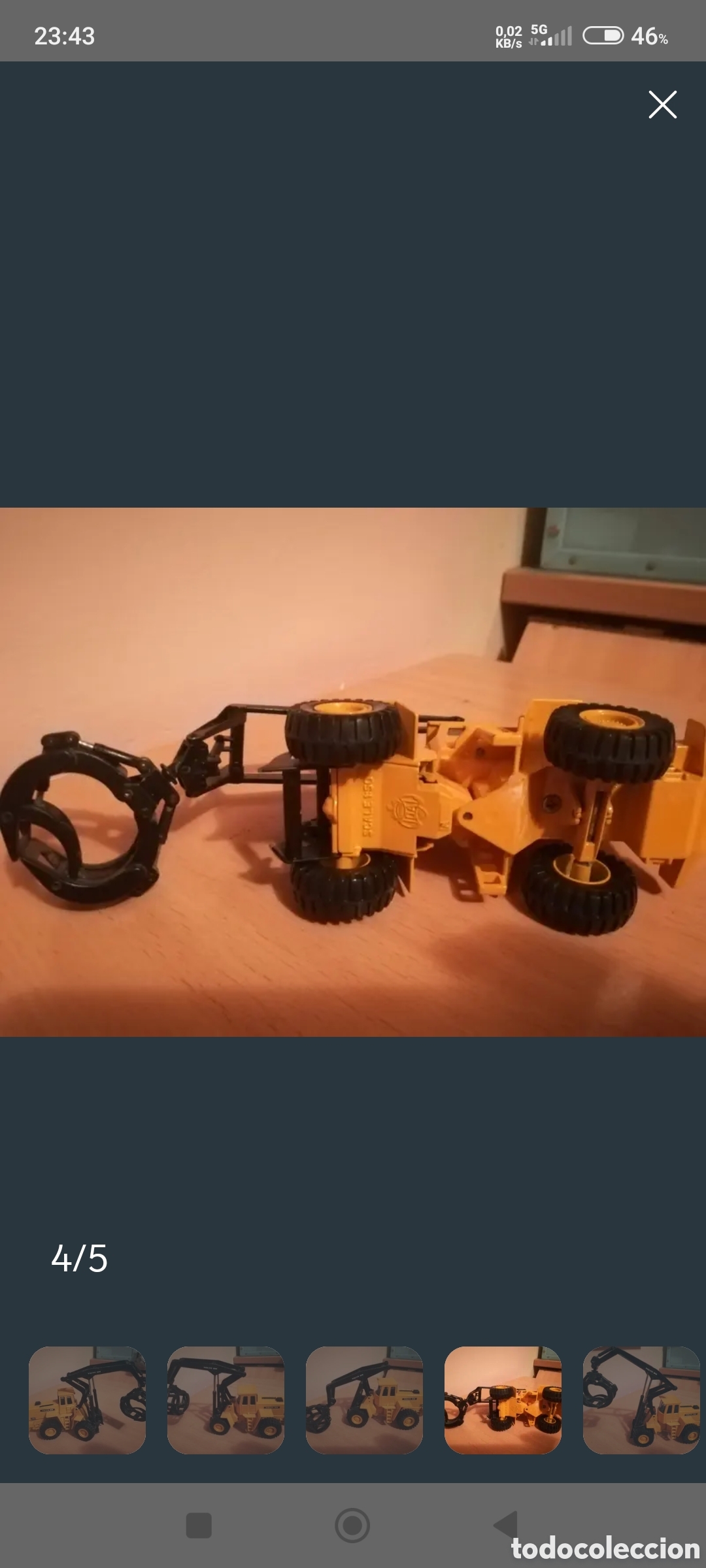 Modelos a escala: Portador de troncos JOAL marca Volvo modelo L160