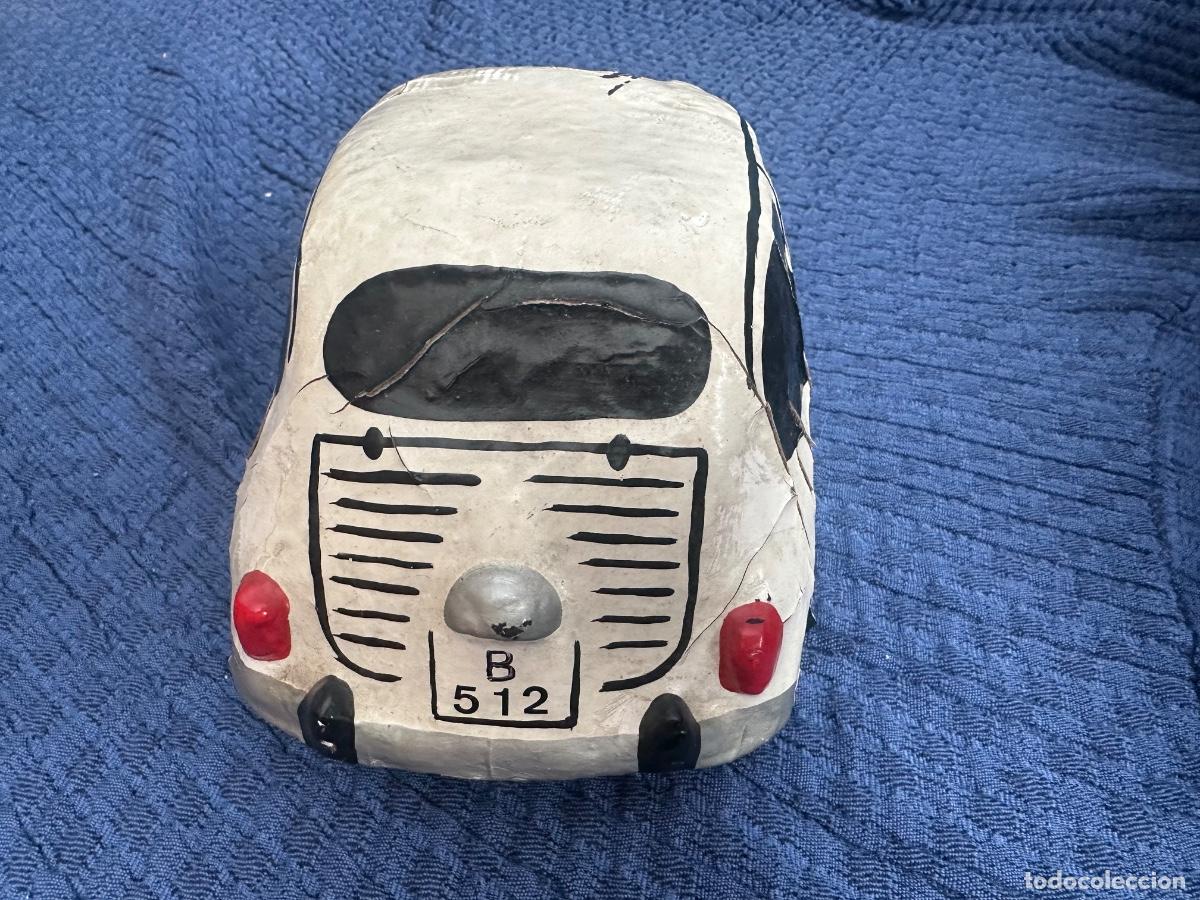 Mod&egrave;les r&eacute;duits: SEAT 600 de TIcar - miniatura artesanal de cart&oacute;n piedra (a&ntilde;os 90)