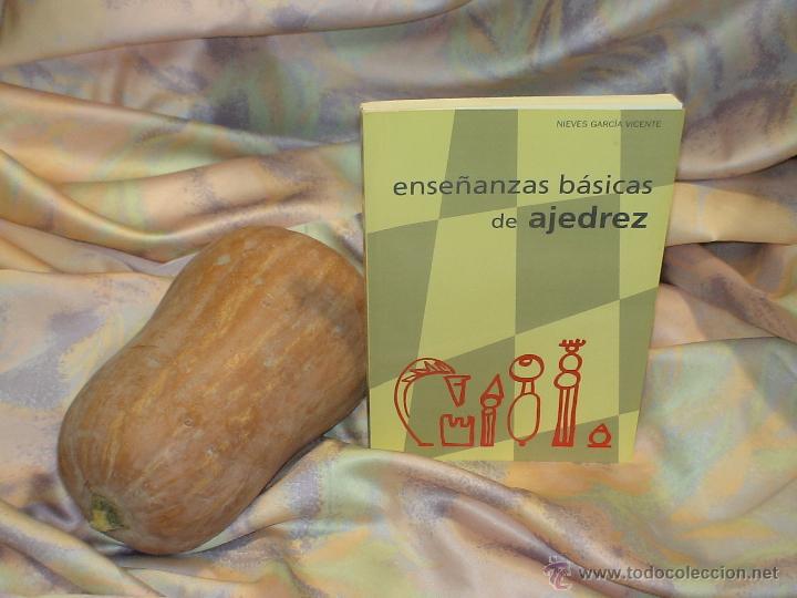 Coleccionismo deportivo: Chess. Ense&ntilde;anzas b&aacute;sicas de ajedrez - Nieves Garc&iacute;a Vicente - Foto 1