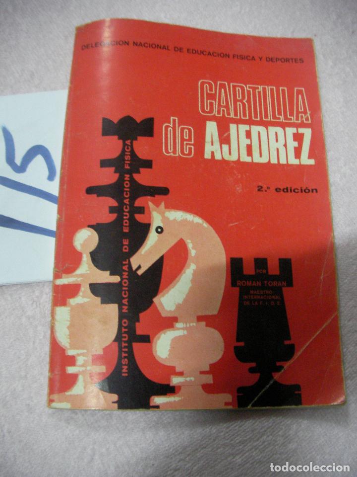 Coleccionismo deportivo: ANTIGUO LIBRO - CARTILLA DE AJEDREZ - Foto 1