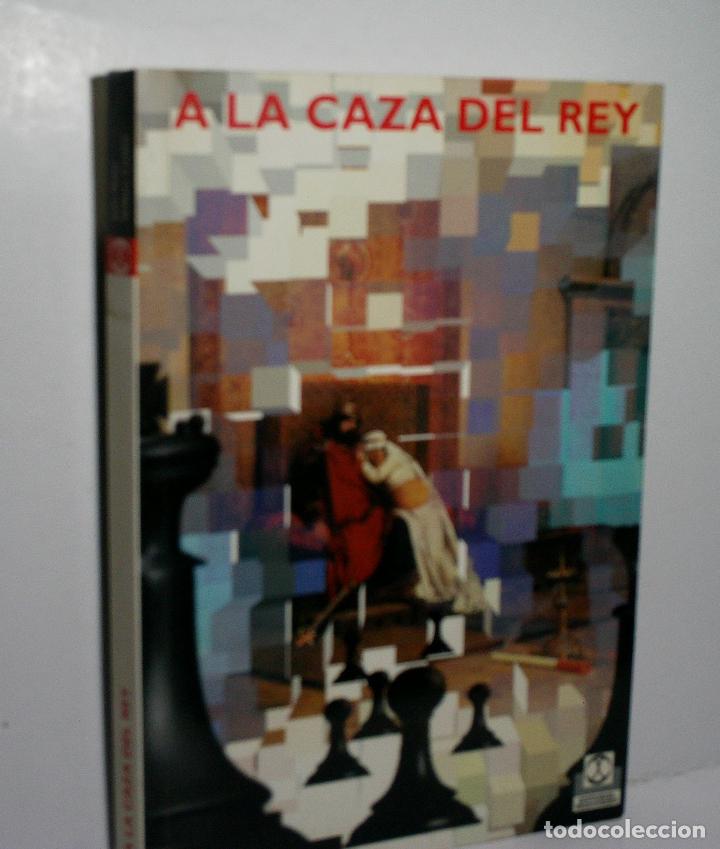 Coleccionismo deportivo: A LA CAZA DEL REY. NUNN John y COZENS William. 2000 - Foto 1