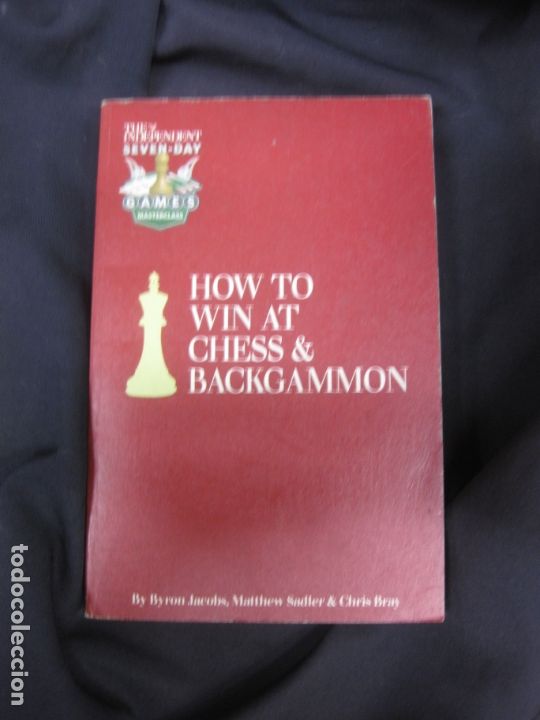 Coleccionismo deportivo: HOW TO WIN AT CHESS & BACKGAMONM. 2007.AJEDREZ. - Foto 1