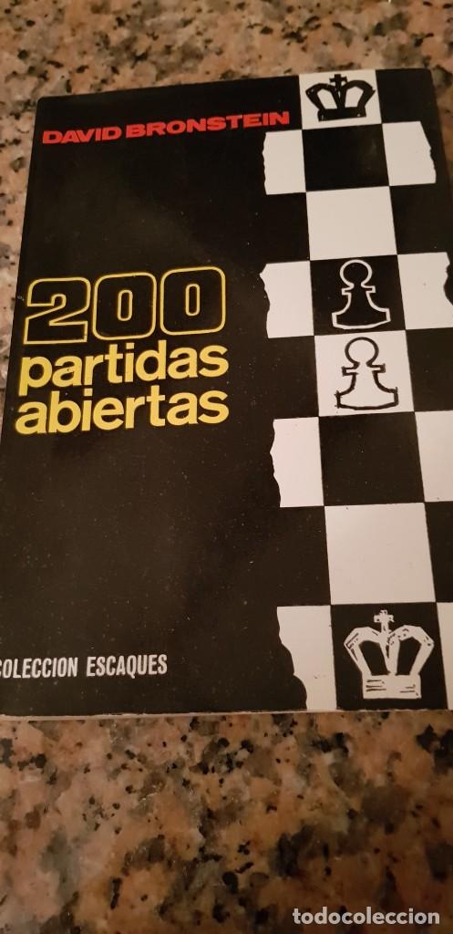 Coleccionismo deportivo: 200 partidas abiertas ajedrez - Foto 1