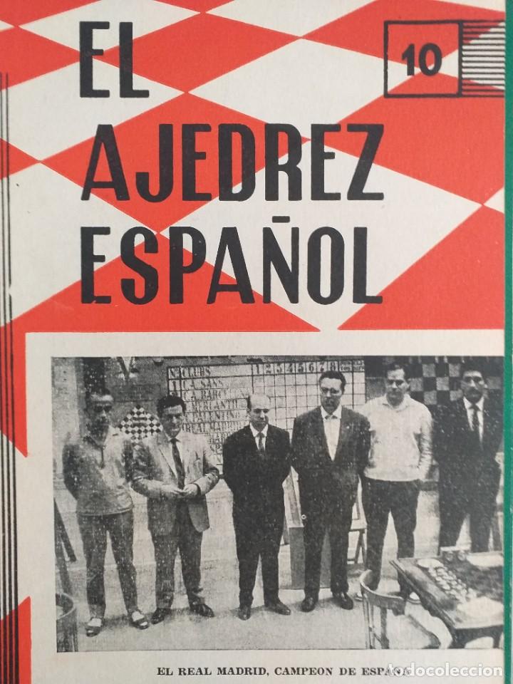 Coleccionismo deportivo: el ajedrez espa&ntilde;ol 1961 varios n&uacute;meros - Foto 1