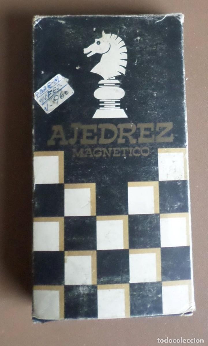 Coleccionismo deportivo: Ajedrez magn&eacute;tico -- Made in Spain - Foto 2