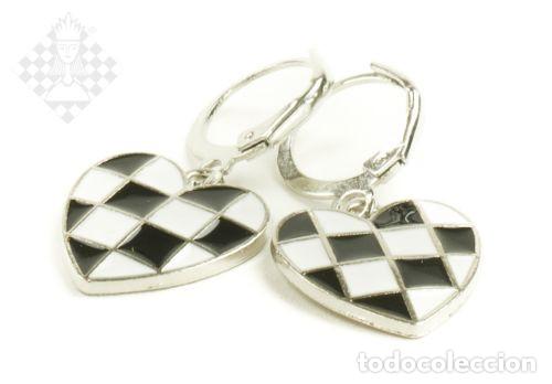 Coleccionismo deportivo: Chess. Pendientes &rdquo;Amor de Ajedrez&rdquo;. Joyer&iacute;a de disfraz - Foto 1