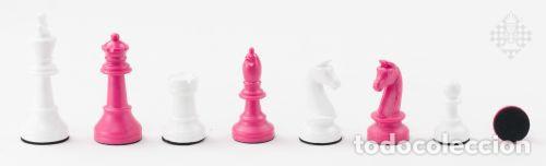 Coleccionismo deportivo: Ajedrez. Chess. Chessmen, plastic, white-pink kh 90 mm, plastic bag - Foto 1