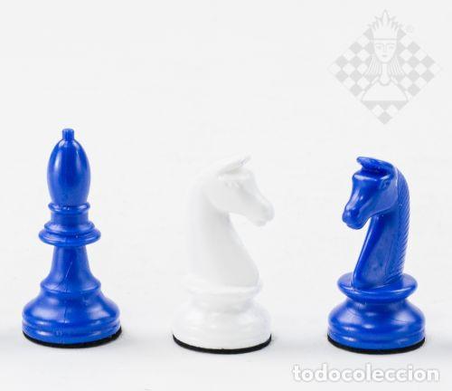 Coleccionismo deportivo: Ajedrez. Chess. Chessmen, plastic, white-blue kh 90 mm, plastic bag - Foto 3