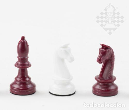 Coleccionismo deportivo: Ajedrez. Chess. Chessmen, plastic, white-red kh 90 mm, plastic bag - Foto 3