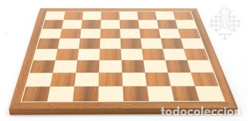 Coleccionismo deportivo: Ajedrez. Chess. Chessboard Mahogany Std., sq 45 mm - Foto 1