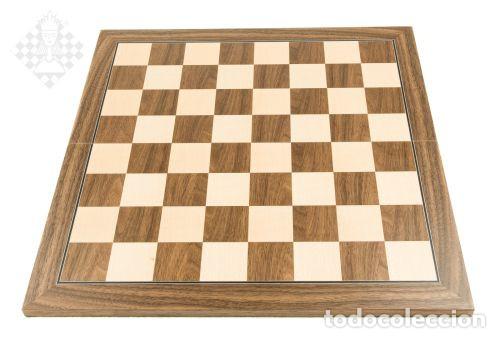 Coleccionismo deportivo: Ajedrez. Chess. Chessboard Walnut folding, sq 45 mm complete felt - Foto 1