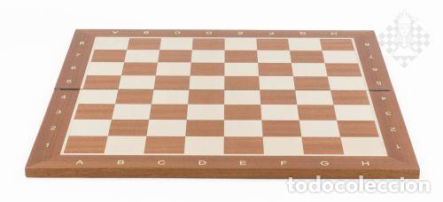 Coleccionismo deportivo: Ajedrez. Chess. Chessboard, foldable, dark rim field 50 mm - Foto 1