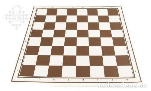 Coleccionismo deportivo: Ajedrez. Chess. Chessboard, foldable, dark-brown-white, laminated, 54 mm squares - Foto 1