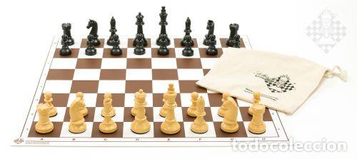 Coleccionismo deportivo: Ajedrez. Chess set tournament, plastic - Foto 1