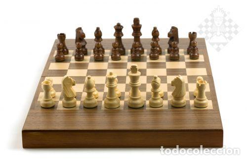 Coleccionismo deportivo: Ajedrez. Chess-backgammon-checkers-set wood, folding, sq 32 mm - Foto 1