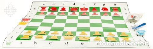 Coleccionismo deportivo: Ajedrez. Chess. Demonstration board, self-adhesive, ed. 2.0 - Foto 2