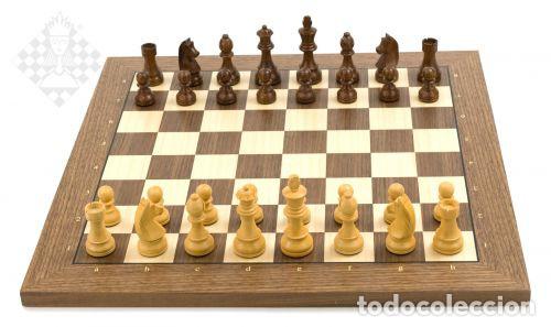 Coleccionismo deportivo: Ajedrez. Chess. Wireless e-board walnut - chessmen Timeless with indices - Foto 1