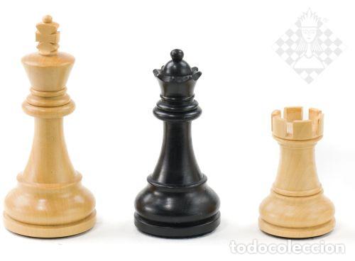 Coleccionismo deportivo: Ajedrez. Chess. Wireless e-board walnut - chessmen Classic with indices - Foto 4