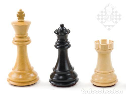 Coleccionismo deportivo: Ajedrez. Chess. Wireless e-board walnut - chessmen Ebony with indices - Foto 4