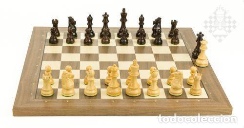 Coleccionismo deportivo: Ajedrez. Chess. USB e-board walnut - chessmen Royal with indices - Foto 1