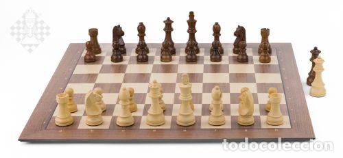 Coleccionismo deportivo: Ajedrez. Chess. DGT Smart Board with indices with chessmen Timeless, cable and software - Foto 1