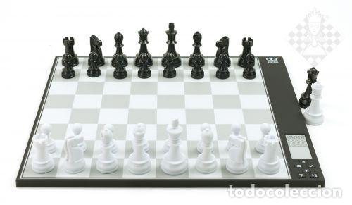 Coleccionismo deportivo: Ajedrez. DGT Centaur - chess computer - Foto 1