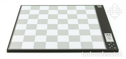 Coleccionismo deportivo: Ajedrez. DGT Centaur - chess computer - Foto 3