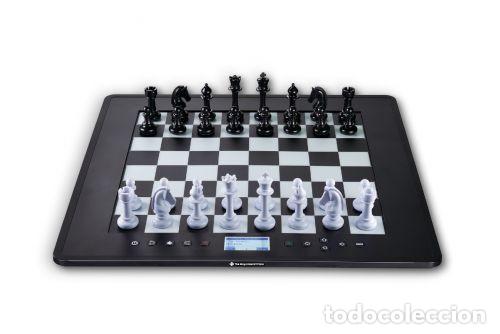 Coleccionismo deportivo: Ajedrez. Millennium The King Competition chess computer OFERTA!!! - Foto 1