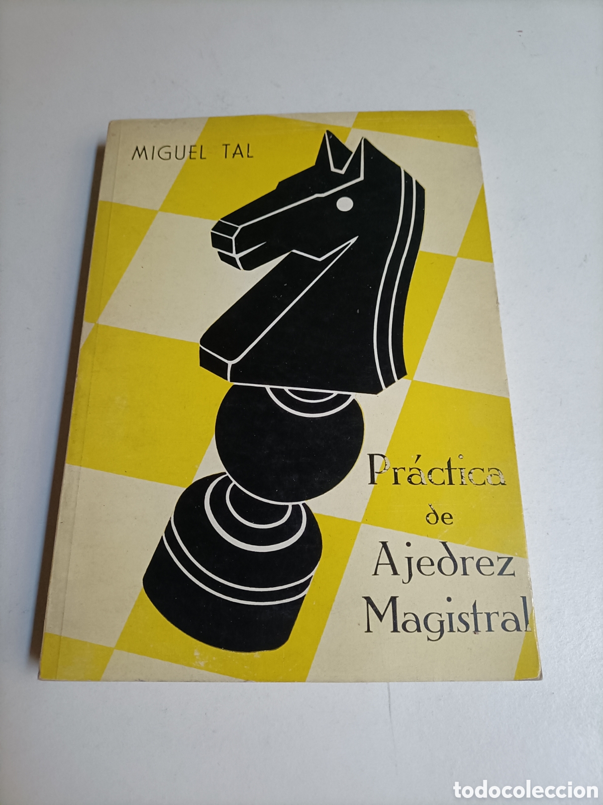 Coleccionismo deportivo: Pr&aacute;ctica de ajedrez magistral. Miguel Tal - Foto 2
